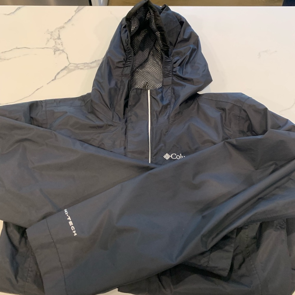 Girls Columbia Rain/Wind jacket - size 10/12